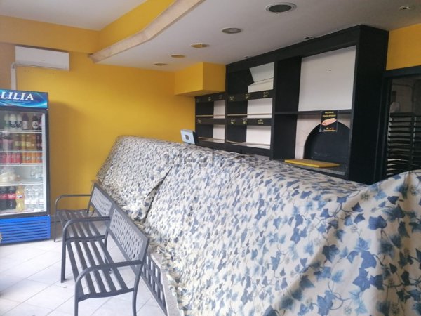 locale commerciale in affitto a Roma in zona Casal Monastero