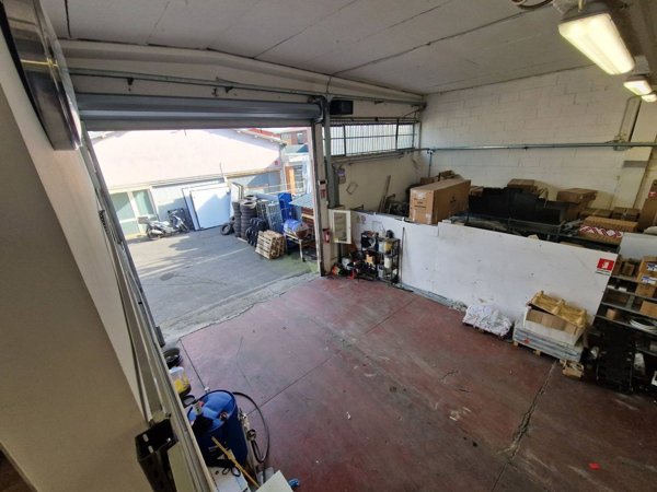 capannone in affitto a Roma in zona Appio Claudio