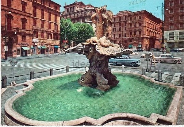 negozio in affitto a Roma in zona Campo Marzio