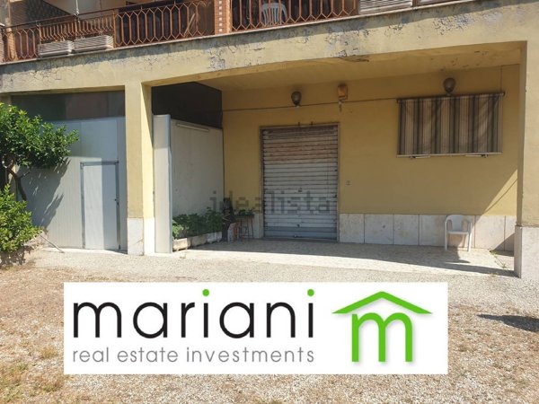 locale di sgombero in affitto a Roma in zona Romanina