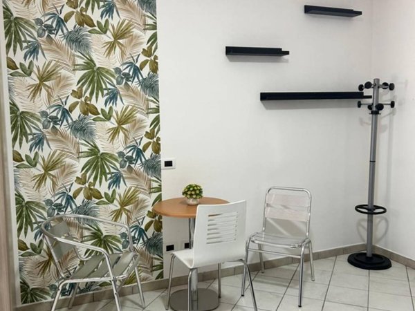 intera palazzina in affitto a Roma in zona Romanina