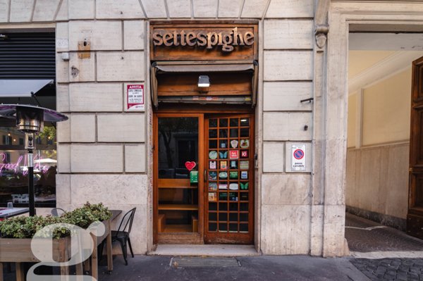 locale commerciale in affitto a Roma in zona Rione Prati