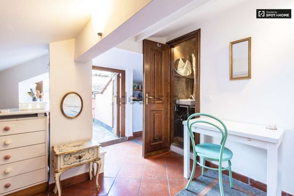 monolocale in affitto a Roma in zona Campo Marzio