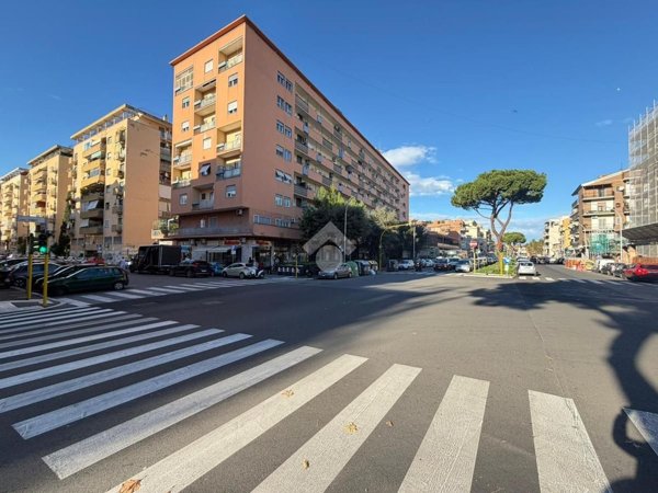 locale commerciale in affitto a Roma in zona Monte Sacro/Talenti