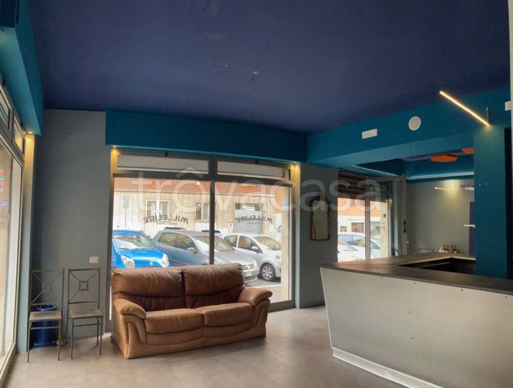 negozio in affitto a Roma