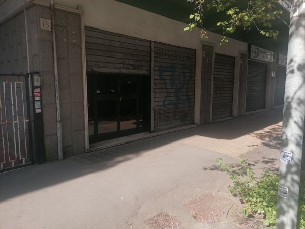 locale commerciale in affitto a Roma in zona Ostia
