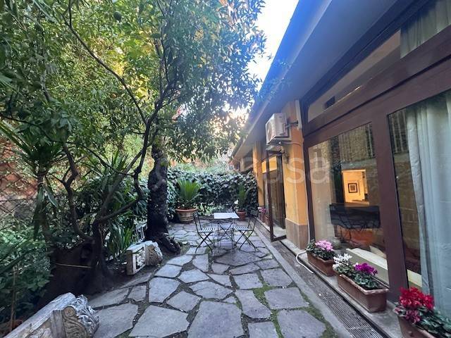 appartamento in affitto a Roma in zona Trastevere