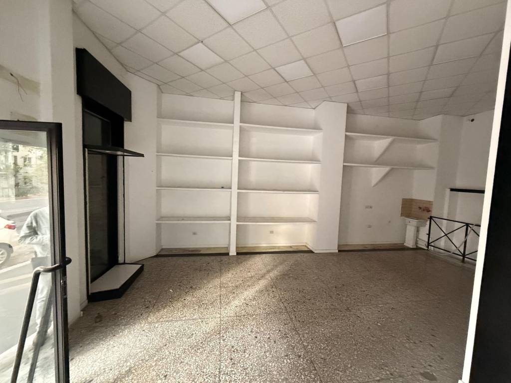 negozio in affitto a Roma in zona Ostiense