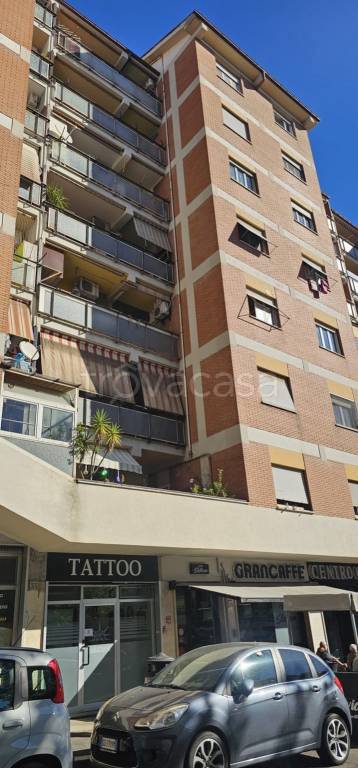 negozio in affitto a Roma in zona Salario