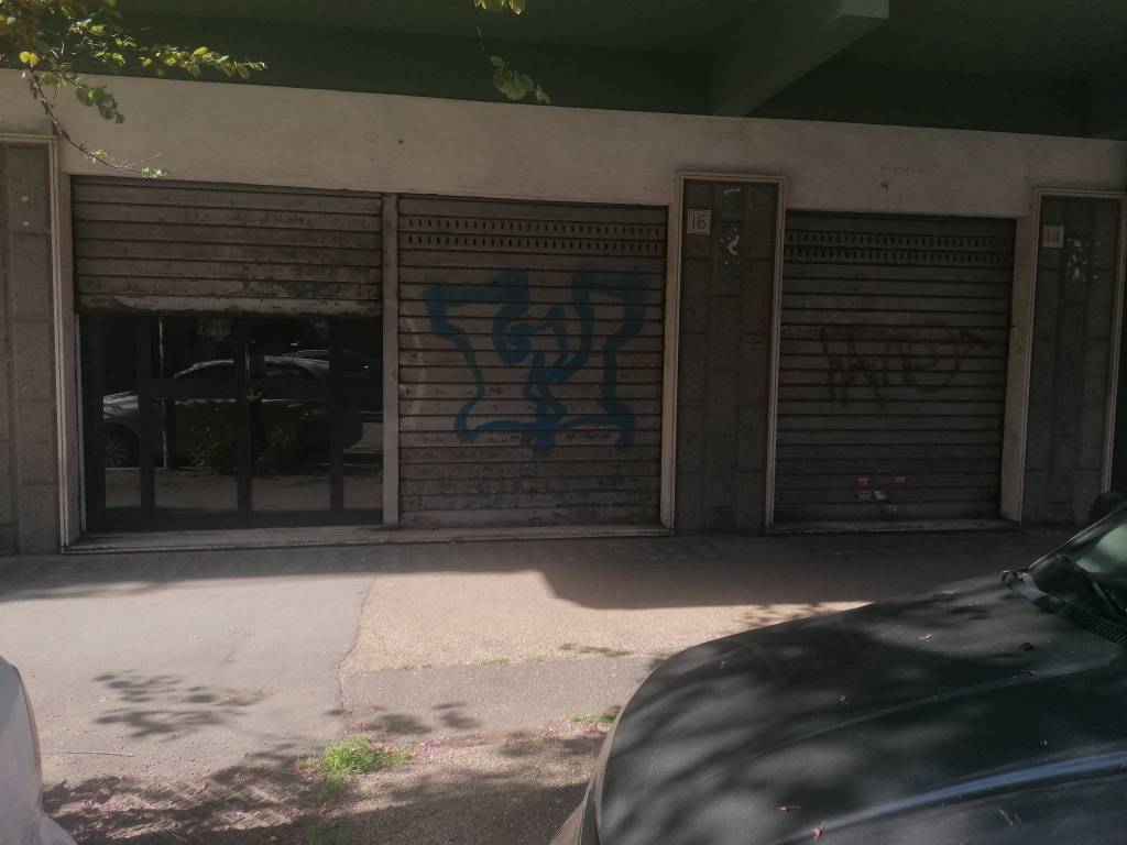 negozio in affitto a Roma in zona Ostia