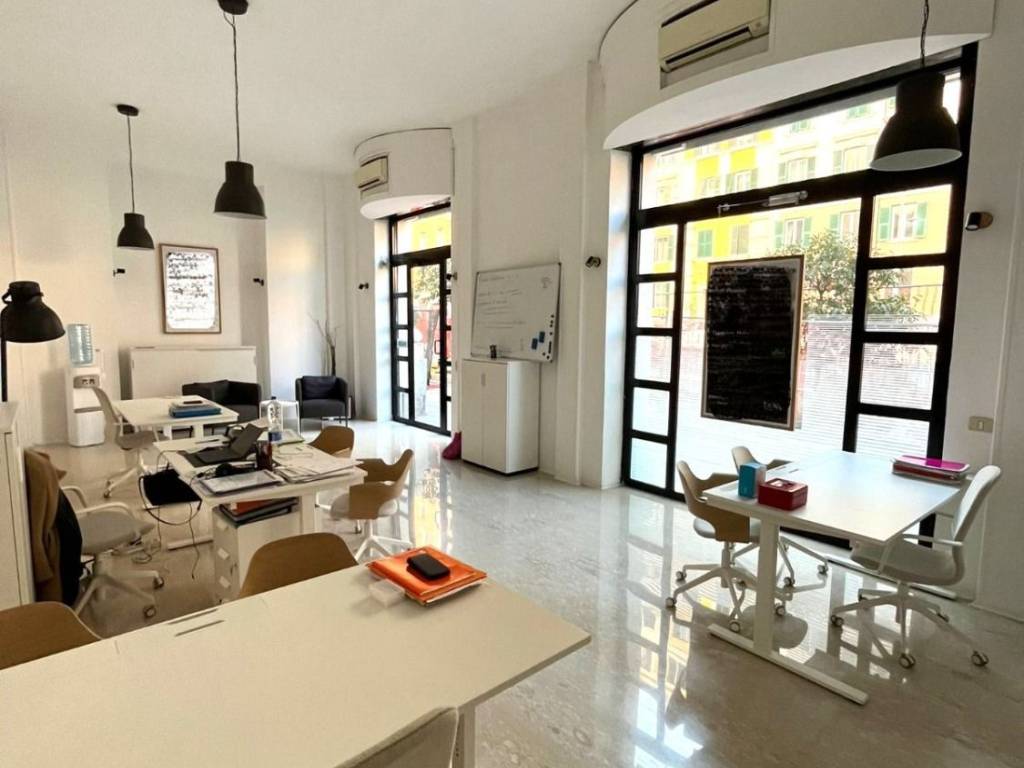 negozio in affitto a Roma in zona Tuscolano