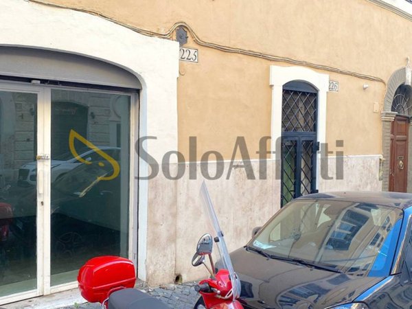 negozio in affitto a Roma in zona Centro Storico