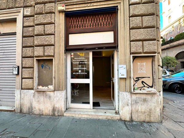 negozio in affitto a Roma in zona Esquilino