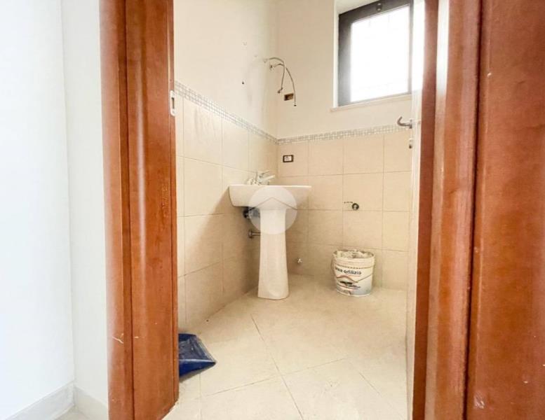 locale commerciale in affitto a Roma in zona Castelverde