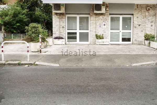 locale commerciale in affitto a Roma in zona Trionfale