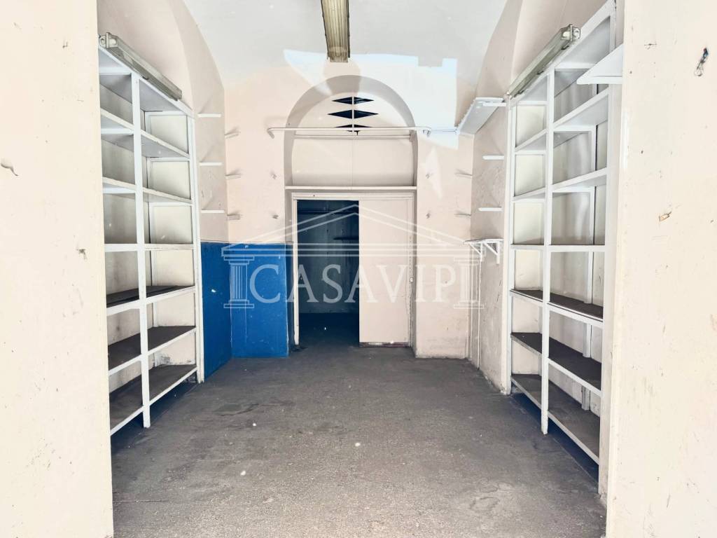 negozio in affitto a Roma in zona Salario