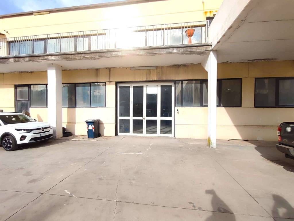 locale commerciale in affitto a Roma in zona Trigoria