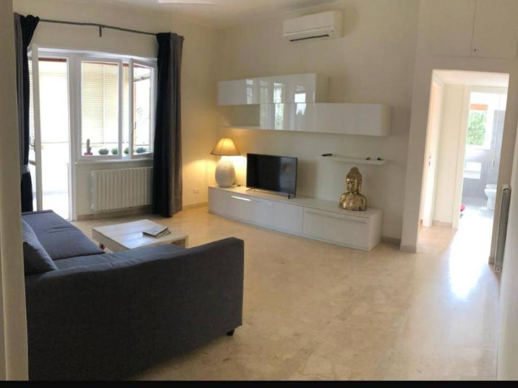 appartamento in affitto a Roma in zona Tomba di Nerone