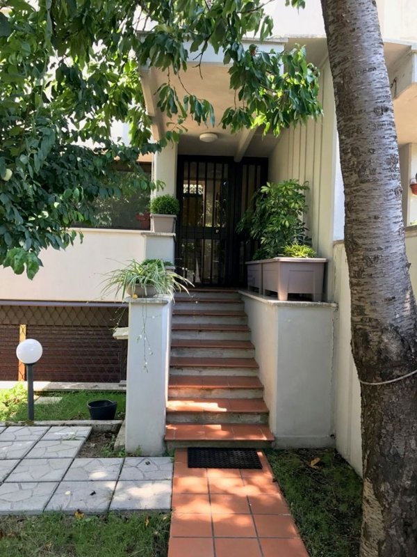 ufficio in affitto a Roma in zona Mostacciano