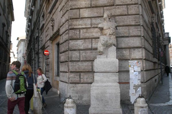 camera singola in affitto a Roma in zona Parione/Sant'Eustachio