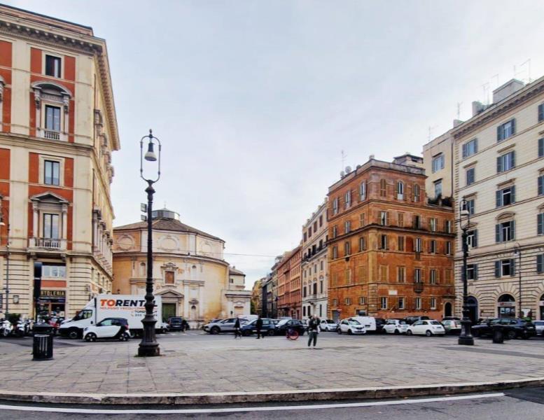 locale commerciale in affitto a Roma in zona Ludovisi/Sallustiano