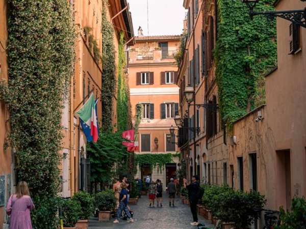negozio in affitto a Roma in zona Campo Marzio