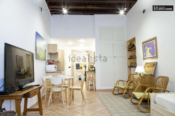 appartamento in affitto a Roma in zona Centro Storico