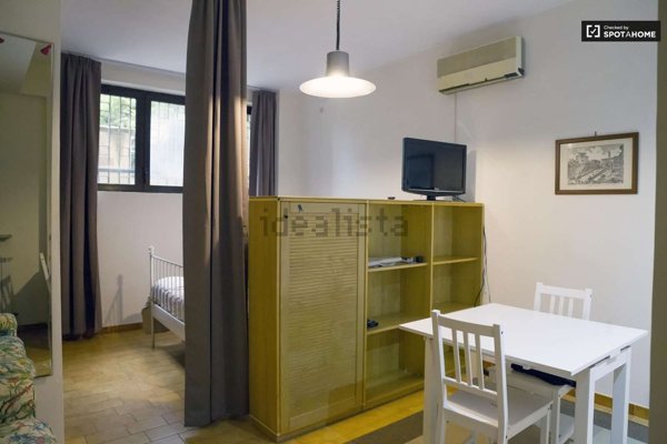 appartamento in affitto a Roma in zona Mostacciano