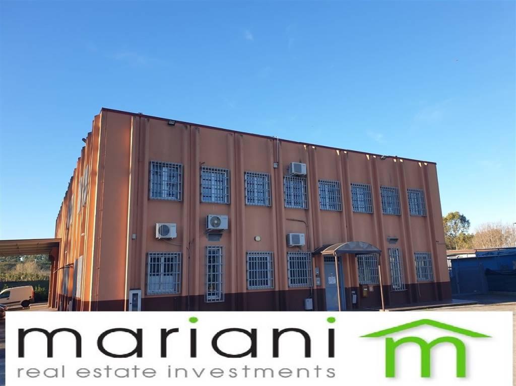 locale commerciale in affitto a Roma