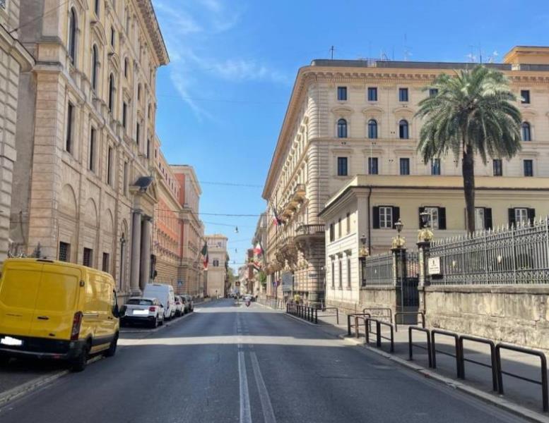 locale commerciale in affitto a Roma in zona Ludovisi/Sallustiano