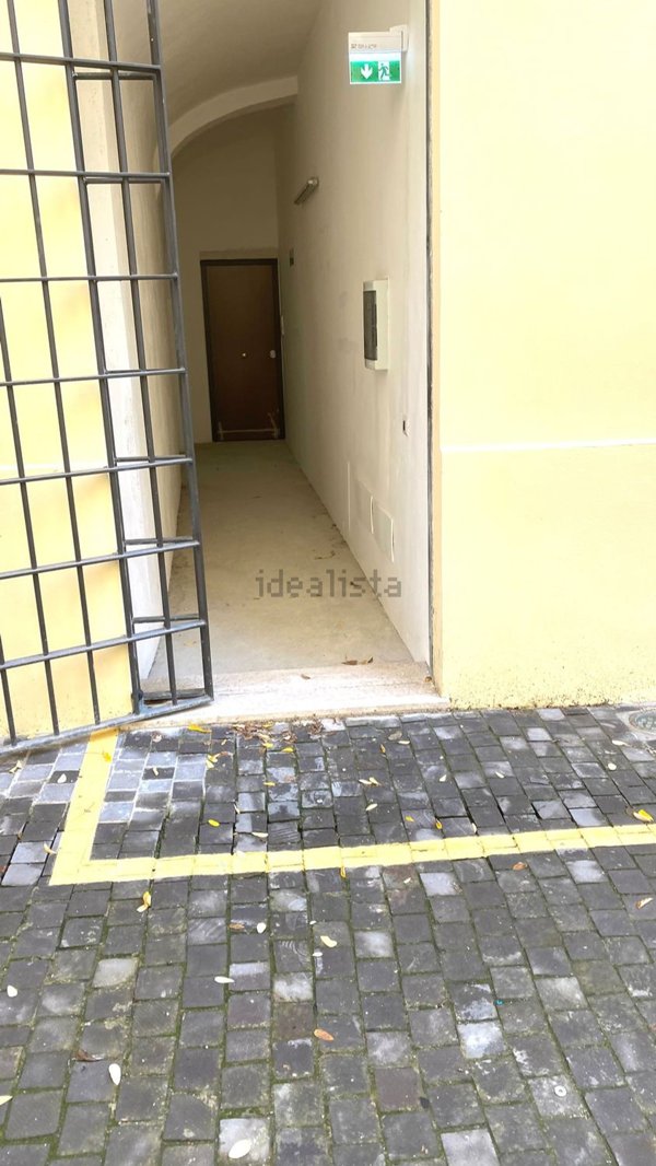 locale di sgombero in affitto a Roma in zona Rione Prati