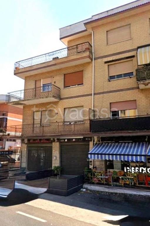 negozio in affitto a Roma in zona Prenestino-Centocelle