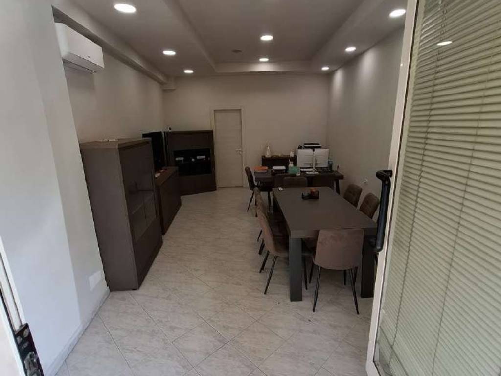 ufficio in affitto a Roma in zona Ardeatino