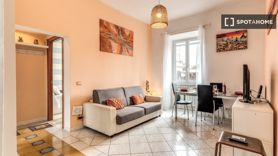 appartamento in affitto a Roma in zona Tuscolano