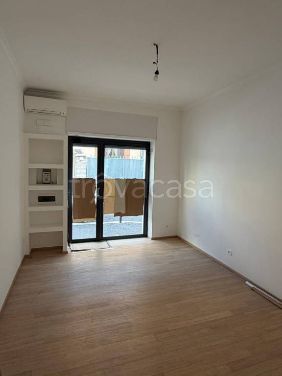 negozio in affitto a Roma in zona Aurelio