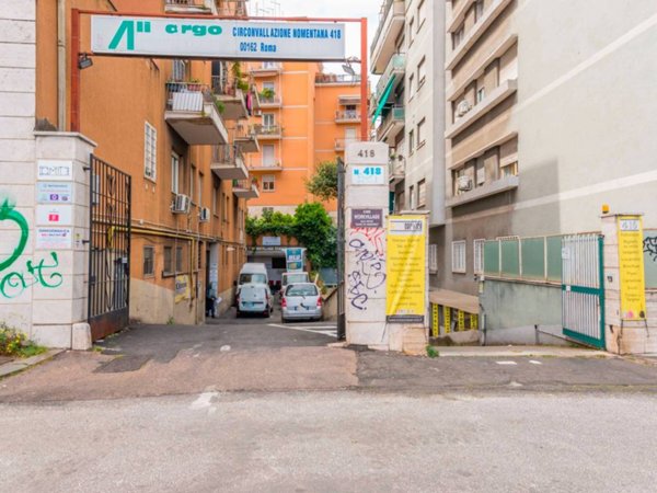 negozio in affitto a Roma in zona Collatino
