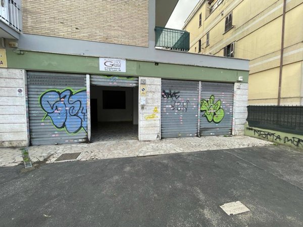 negozio in affitto a Roma in zona Prenestino-Centocelle