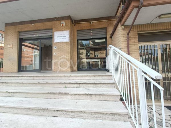 negozio in affitto a Roma in zona Ottavia