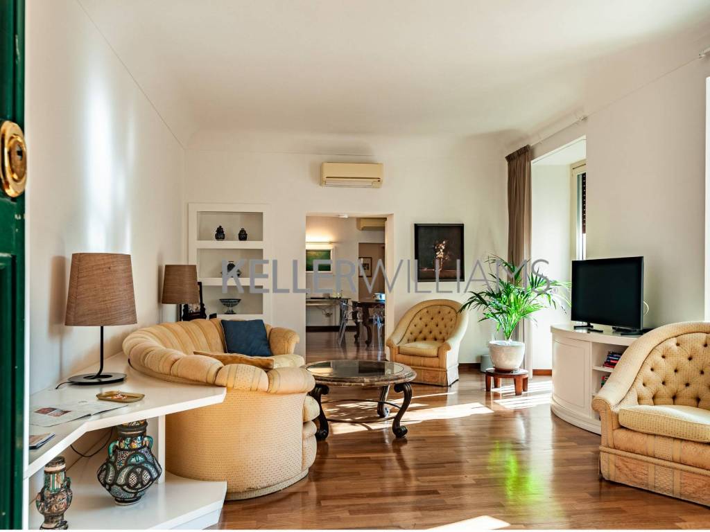 appartamento in affitto a Roma in zona Rione Monti/Campitelli