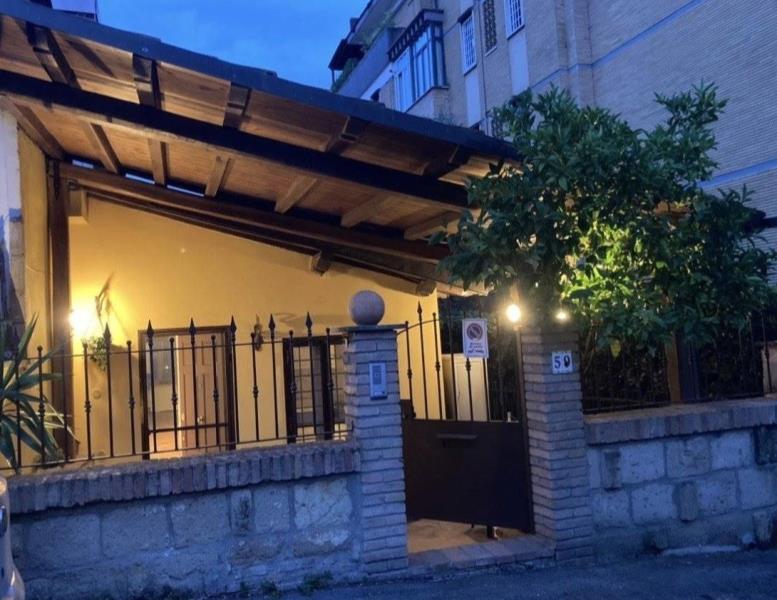 casa indipendente in affitto a Roma in zona Tor di Quinto