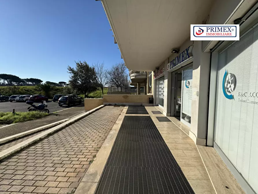 negozio in affitto a Roma in zona Ostiense