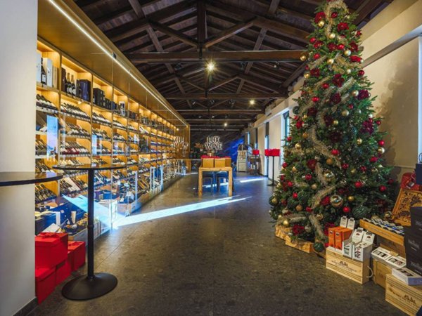 negozio in affitto a Roma in zona Tor di Quinto