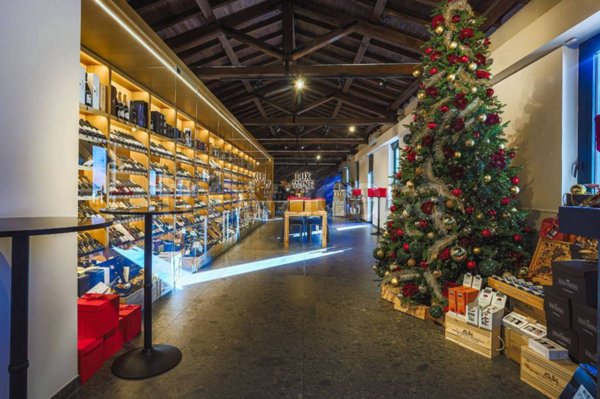 negozio in affitto a Roma in zona Tor di Quinto