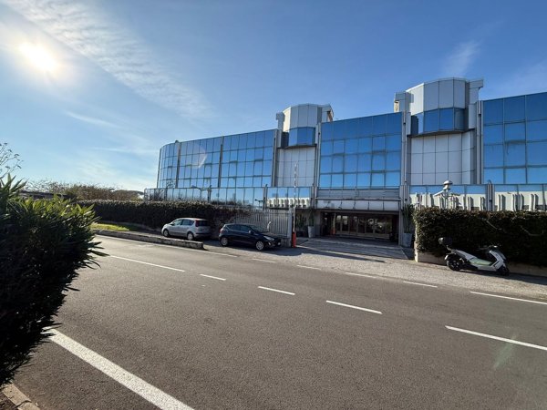 ufficio in affitto a Roma in zona Settecamini