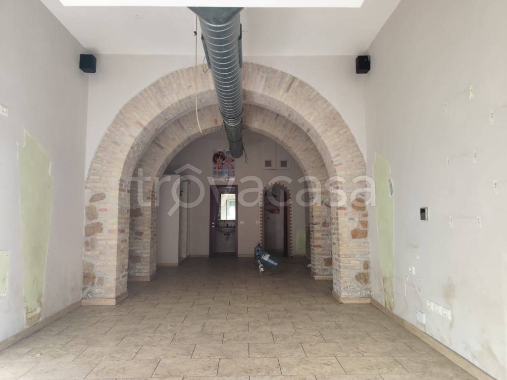 negozio in affitto a Roma in zona Tiburtino