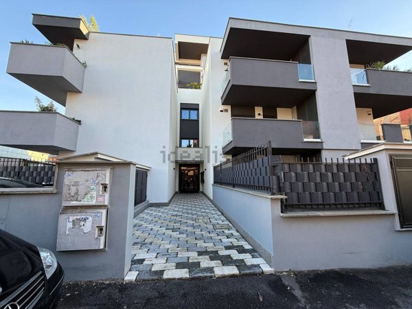 appartamento in affitto a Roma in zona Tor Bella Monaca