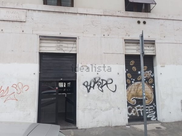 casa indipendente in affitto a Roma in zona Tuscolano