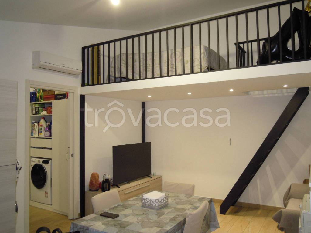 appartamento in affitto a Roma in zona Pantan Monastero