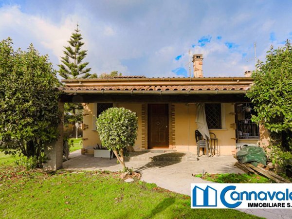 casa indipendente in affitto a Roma in zona Infernetto