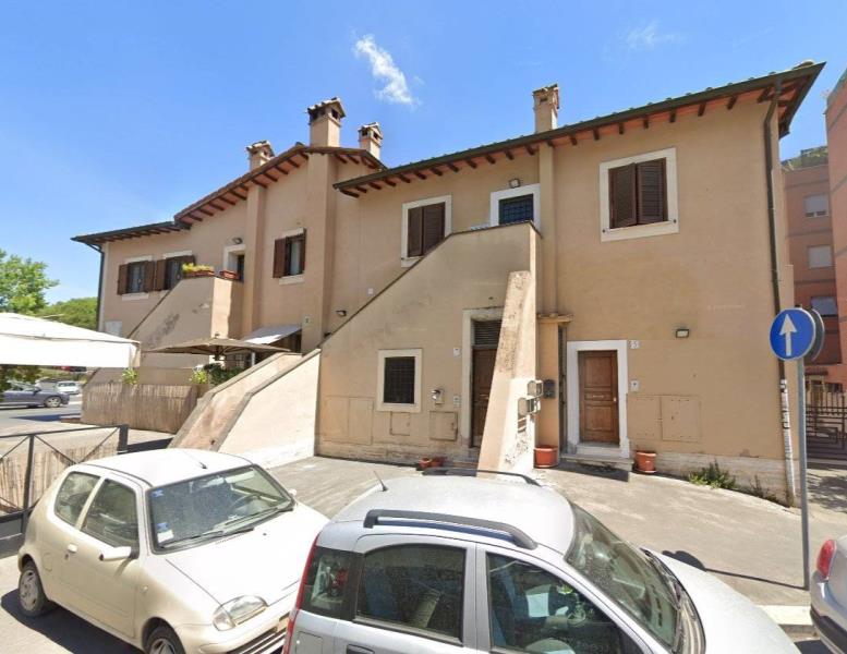 locale commerciale in affitto a Roma in zona Portuense
